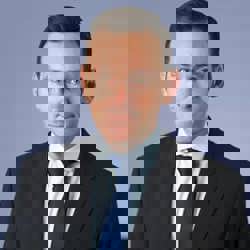 Matt Claxton, Global Head of Corporate Solutions